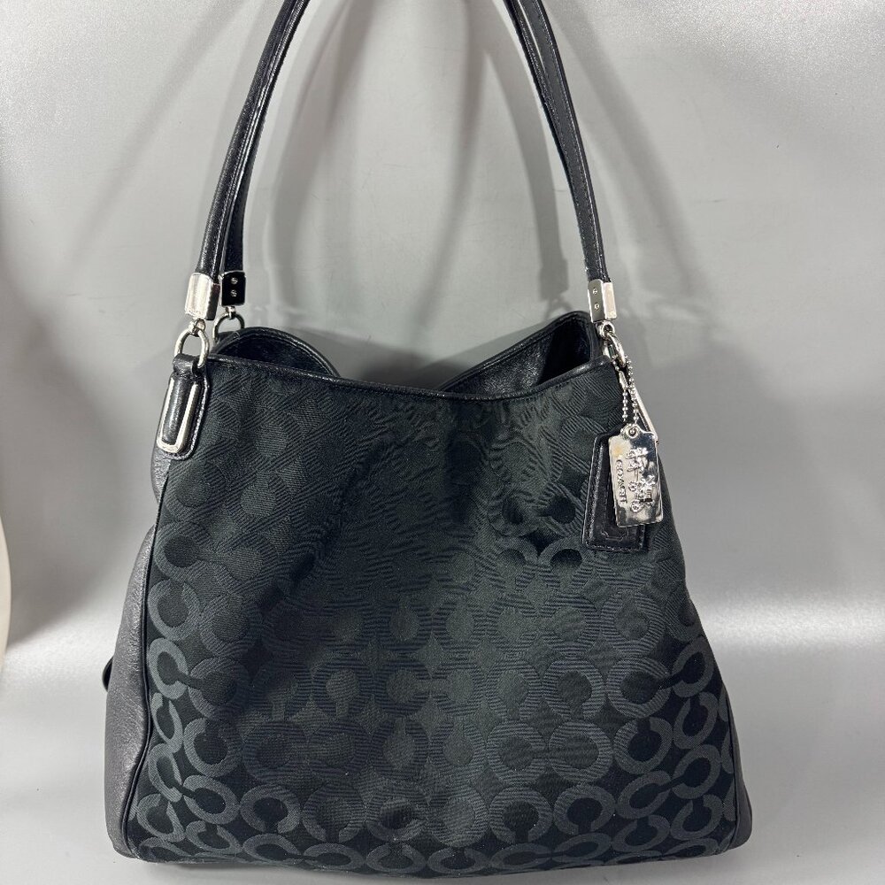 COACH # 26448 Signature Op Art Sateen Phoebe Shoulder Handbag Purse Black